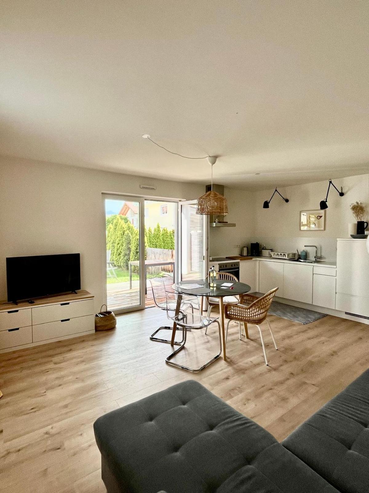 Ferienwohnung Am Bayrischen Meer อูเบอร์ซี ภายนอก รูปภาพ